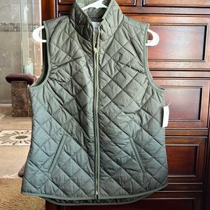 Old Navy Olive Army Green Quilted Vest NWT